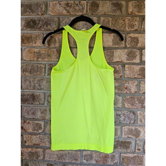 ALK Women's M Under Armour UA Neon Yellow Racerback Athletic Tank Top Shirt EUC - Picture 6 of 6